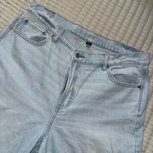 American Eagle Outfitters Woman’s Light Blue Jeans